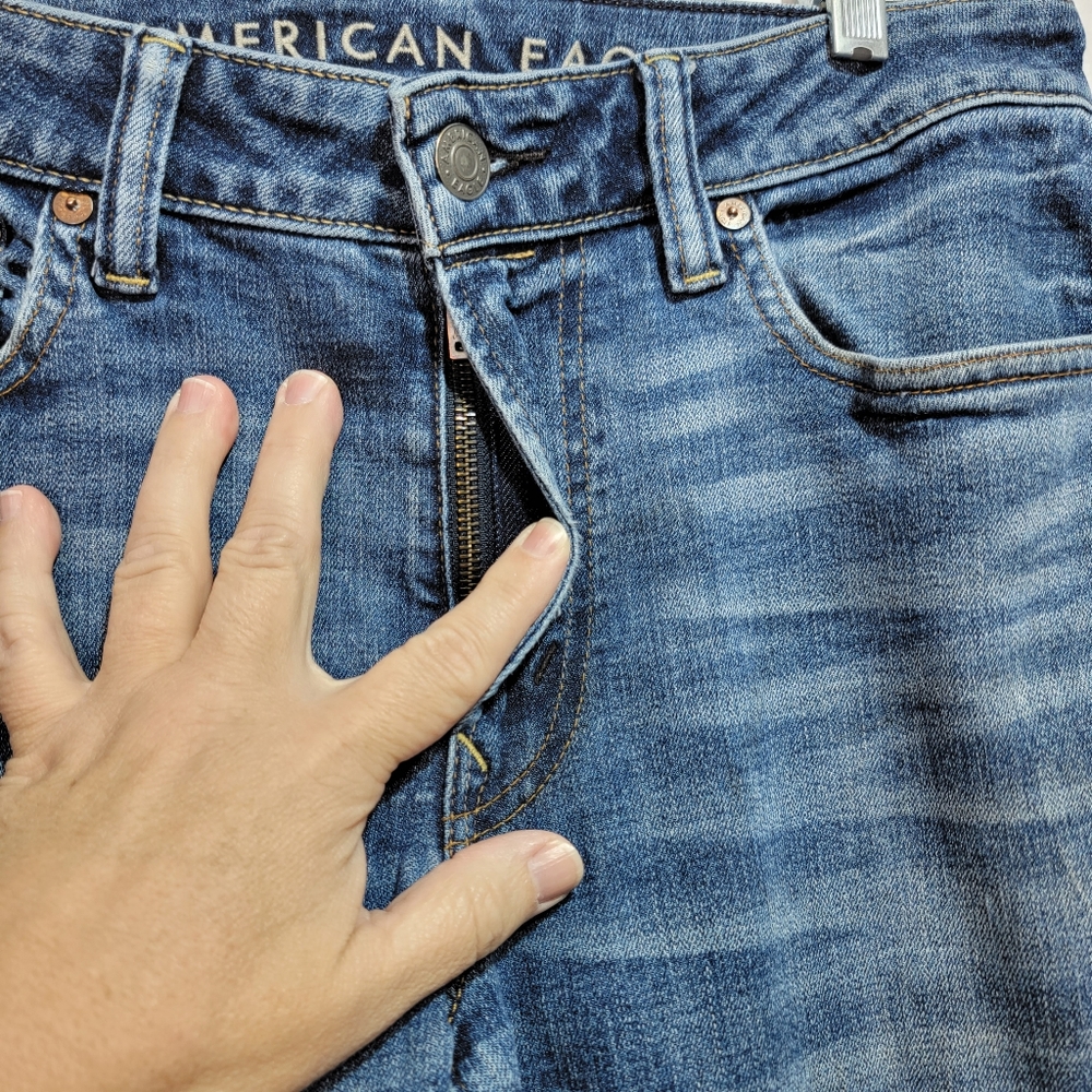 American Eagle AEO Men's Next Level Airflex Slim Blue Denim Jeans Size 32 X 32. - Picture 6 of 10